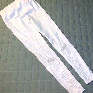 Alo Yoga Pants